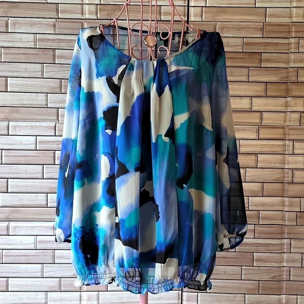 East 5th blouse with blue watercolor print Size L